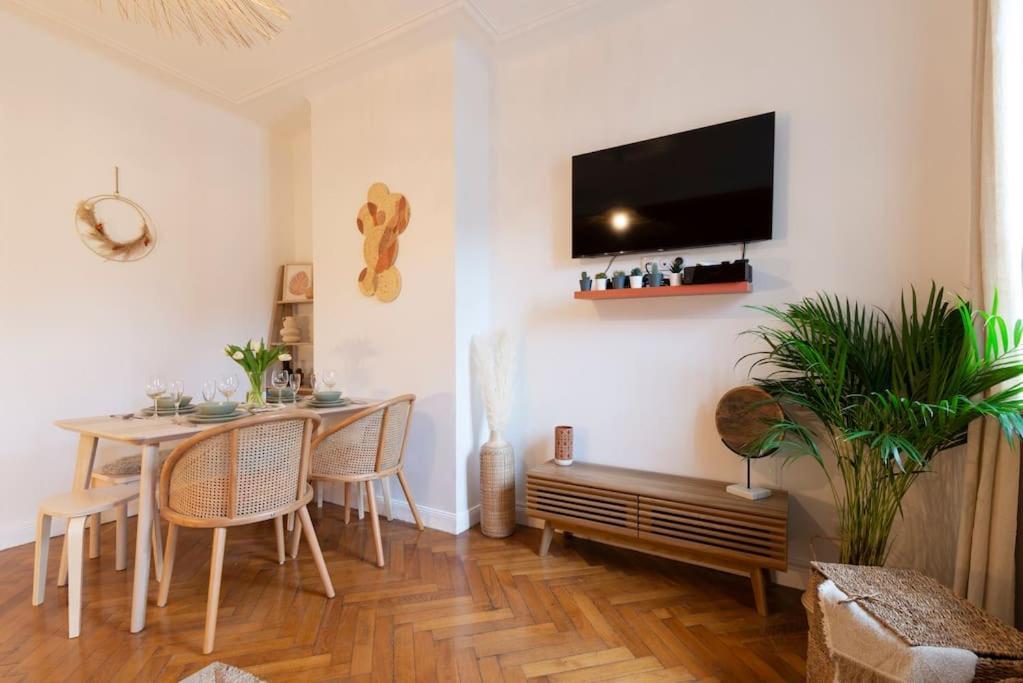 Bohemian Bakoua & Chesterfield Cottage, Hyper-Centre Мец Экстерьер фото